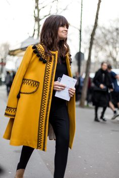 manteau jaune 